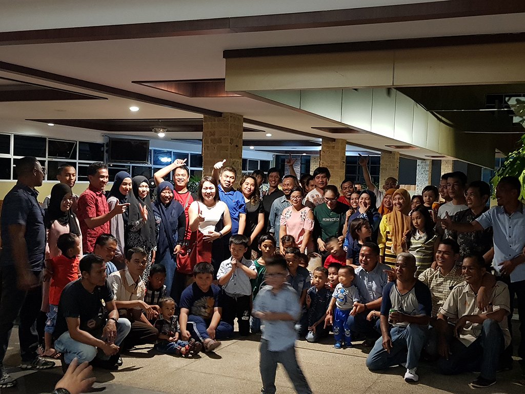 You are currently viewing Karyawan Auto 1000 Merayakan Kebersamaan